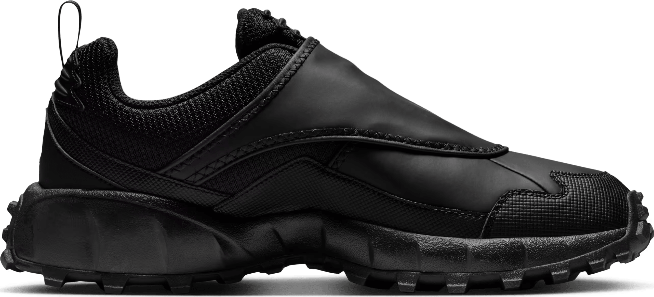 Nike ACG Phassad "Triple Black"