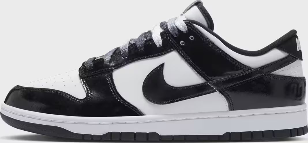 Nike Dunk Low SE Panda