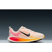 Nike Vomero 18 Sail Bright Crimson Laser Orange (GS)