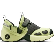 Jordan Trunner LX Luminous Green (Women's)