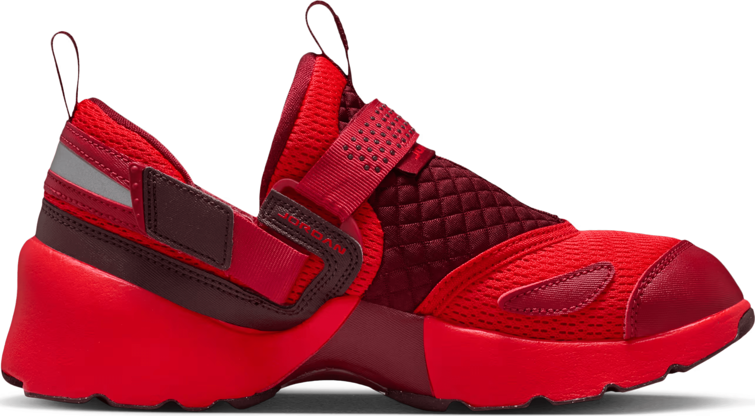 Jordan Trunner LX Chile Red (Women's)