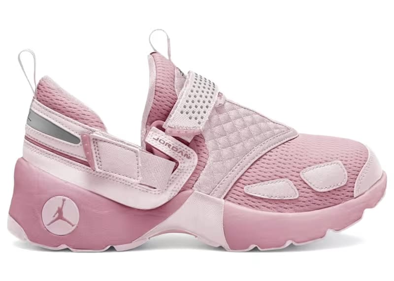 Air Jordan Trunner LX Wmns "Iced Carmine"