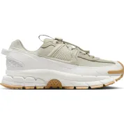 Nike Zoom Vomero Roam "Gum Light Brown"