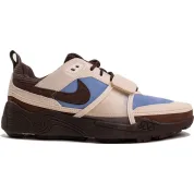 Travis Scott x Nike Zoom Field Jaxx "Leche Blue"