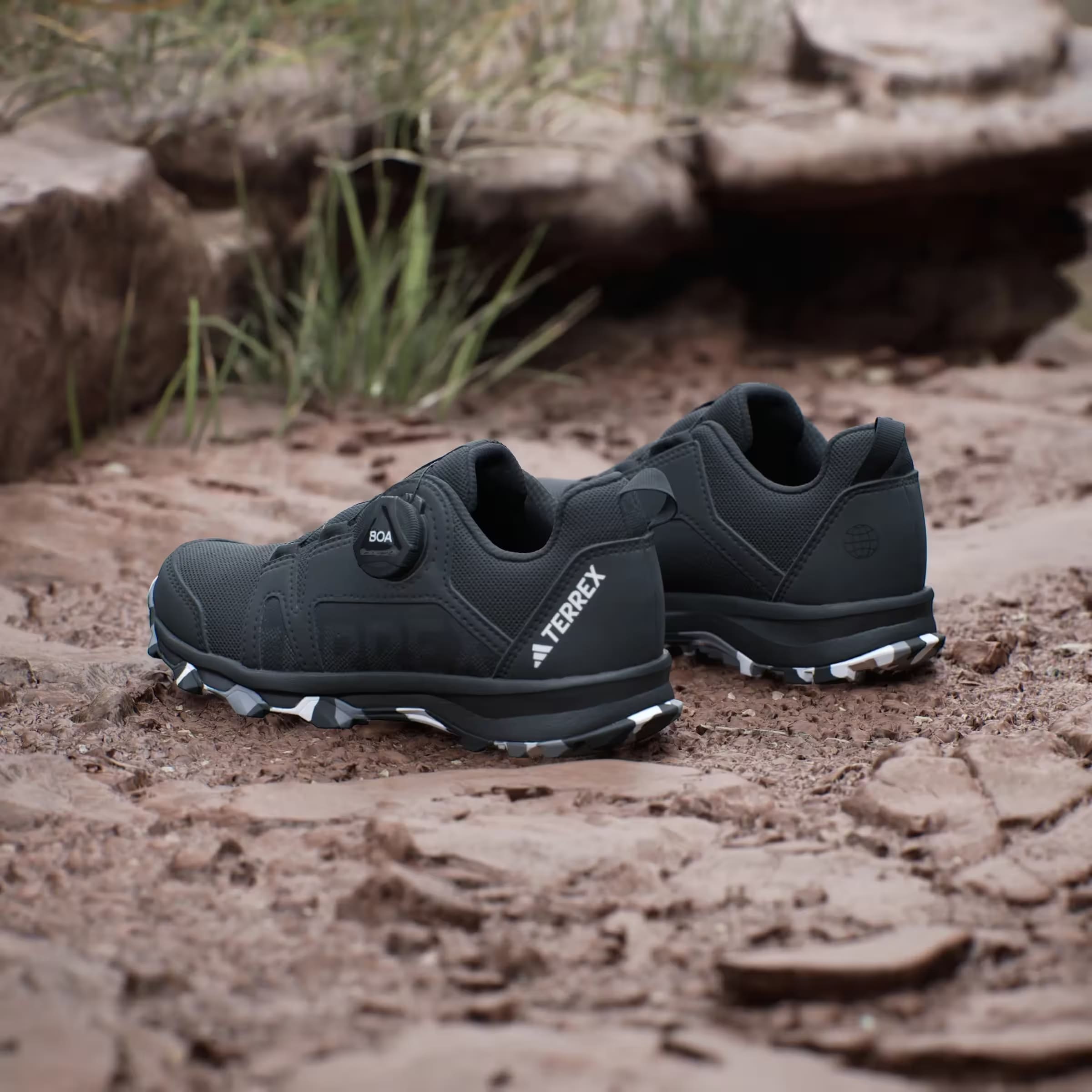 adidas Terrex Agravic BOA Trail Core Black Cloud White Grey Three (GS)