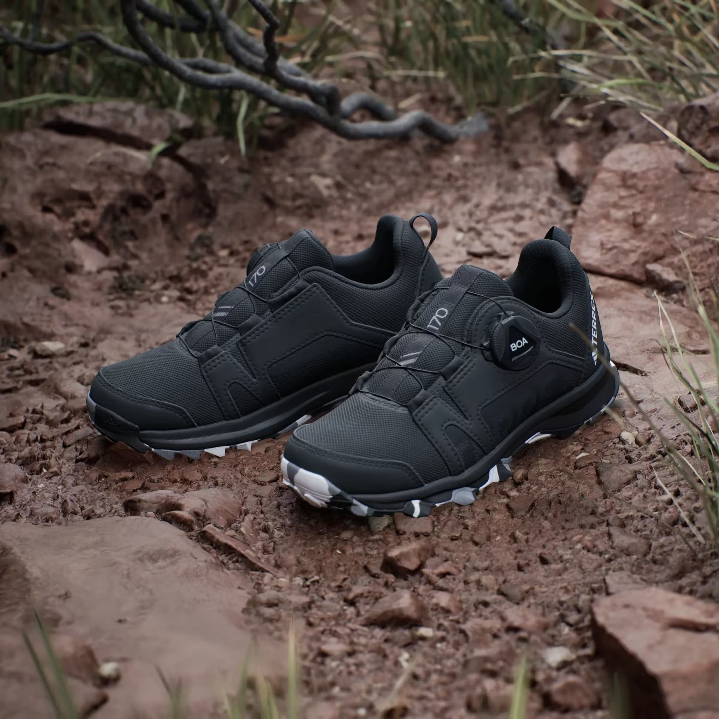 adidas Terrex Agravic BOA Trail Core Black Cloud White Grey Three (GS)