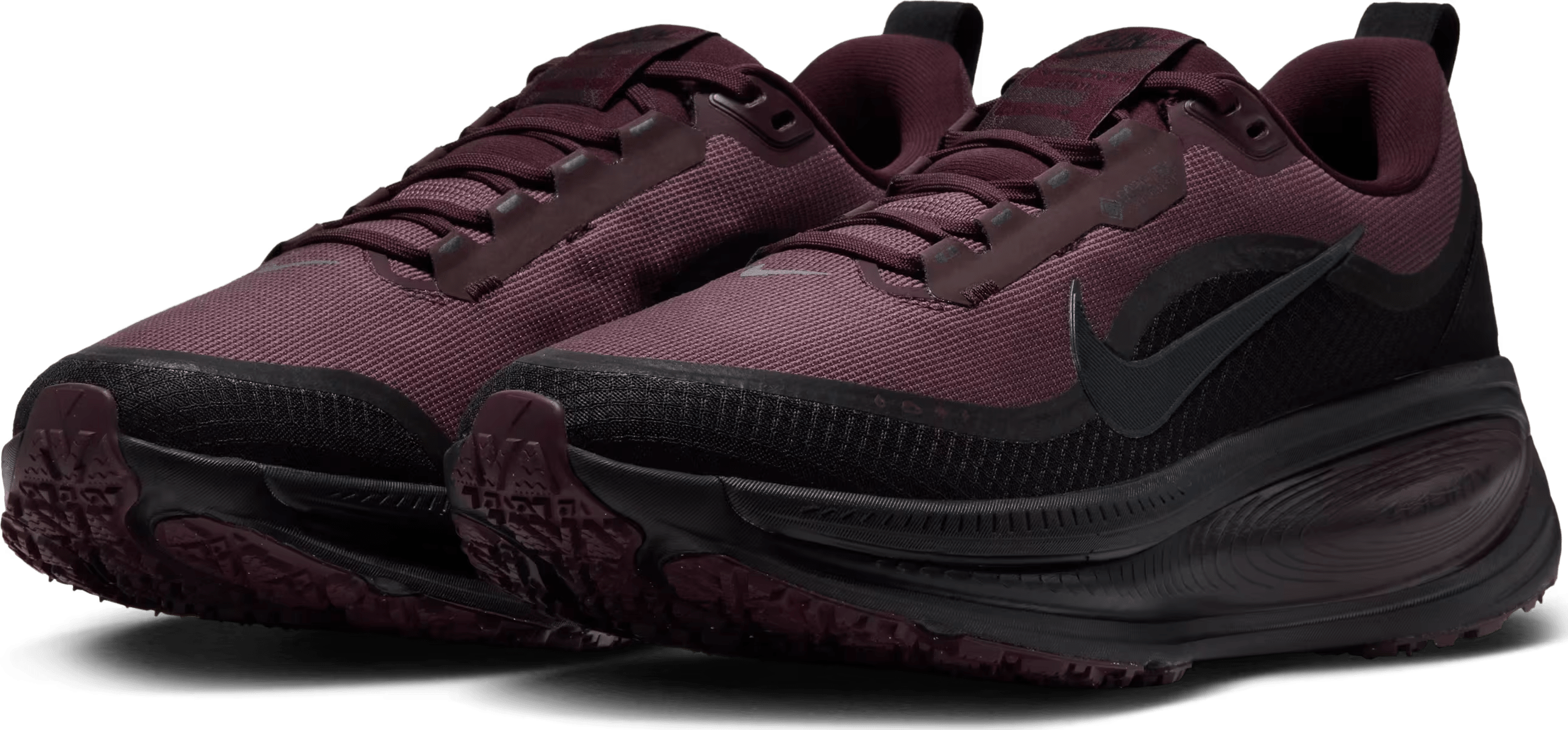Nike Vomero 18 GORE-TEX "Black Burgundy Crush"