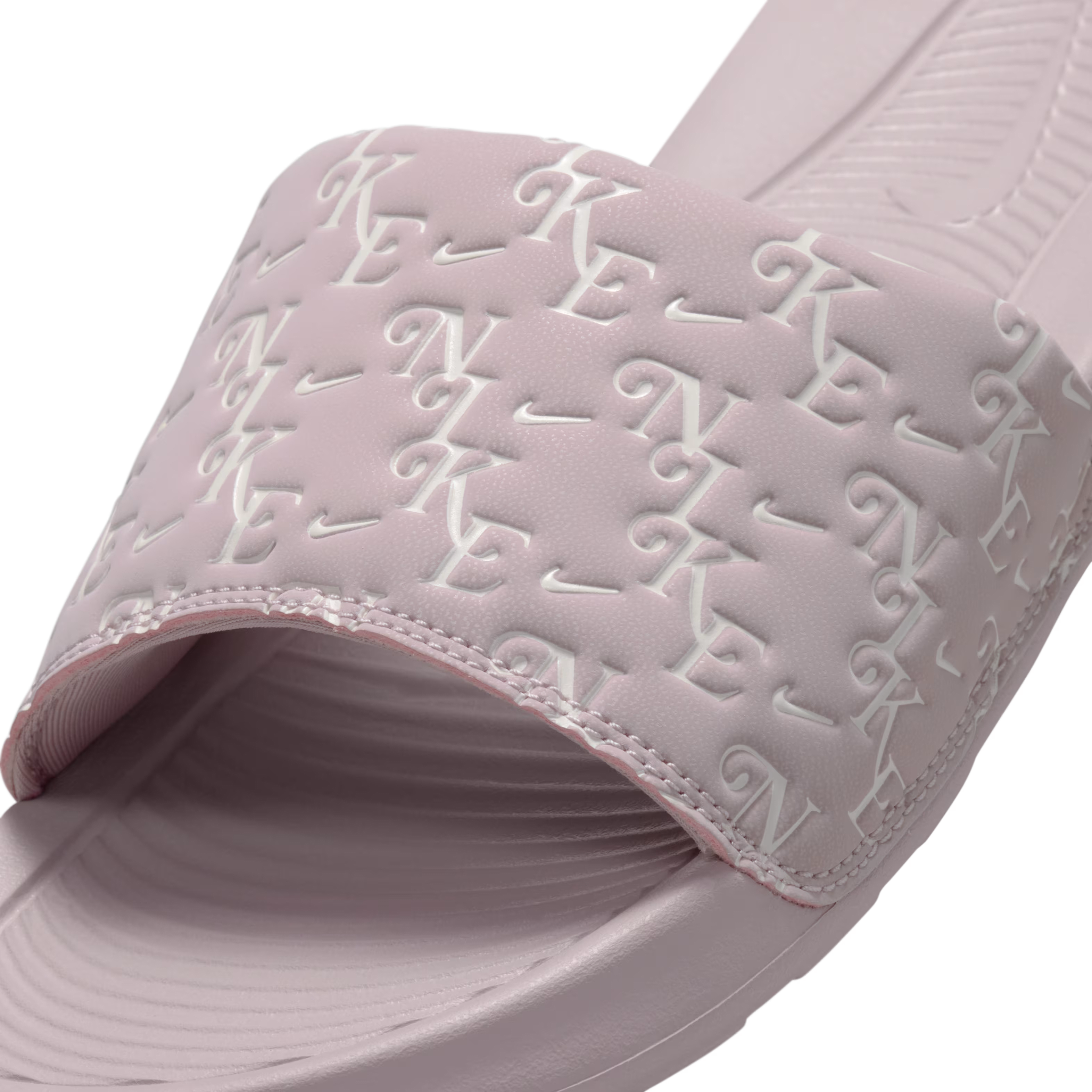 Nike Victori One