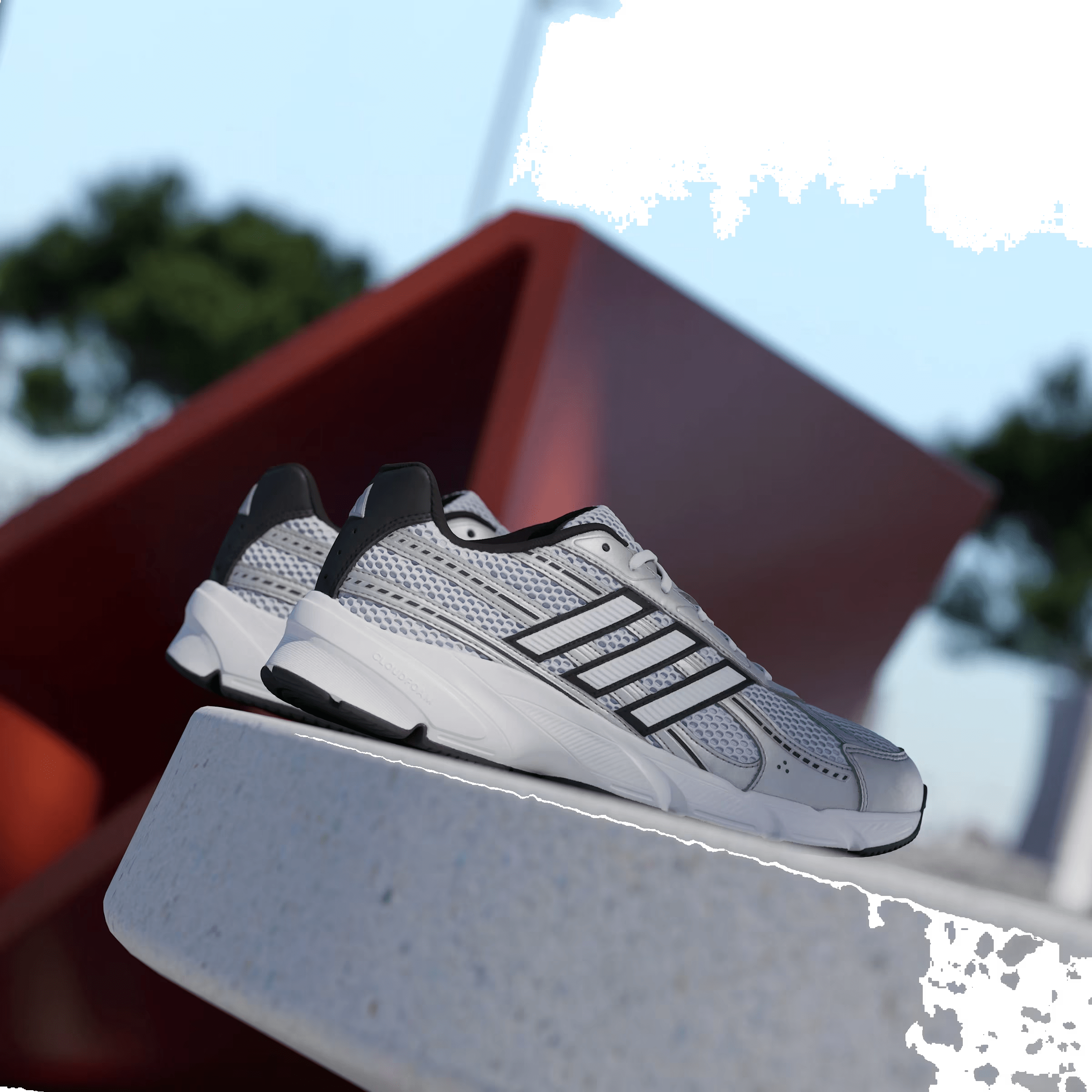 adidas TECHNOCHAOS 2000