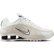 Nike Shox R4 Wmns "Light Orewood Brown"