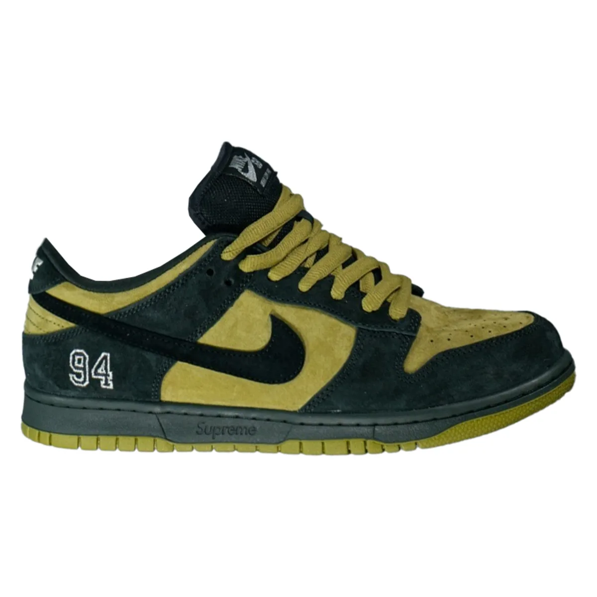 Supreme x Nike SB Dunk Low OG QS "Camper Green"