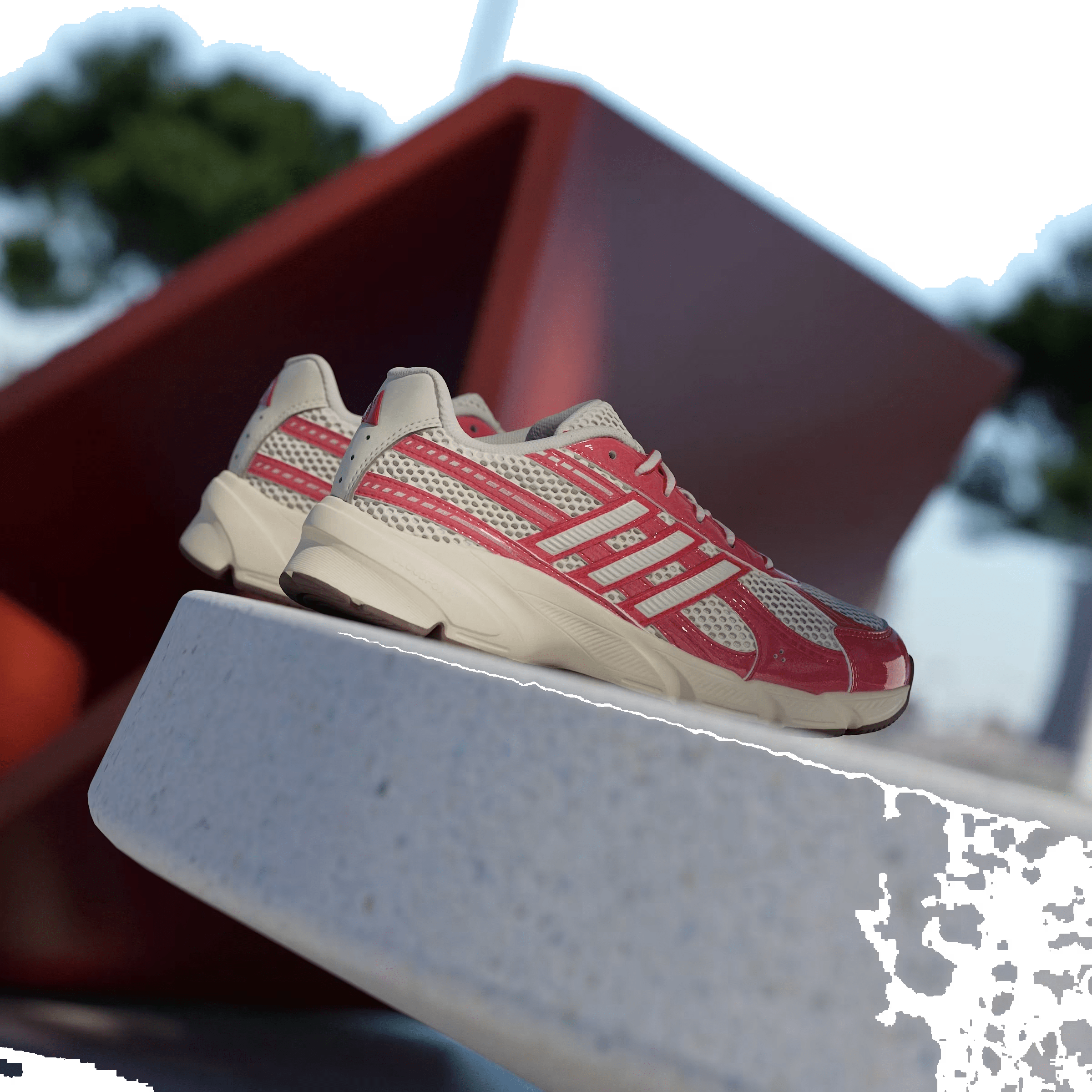 adidas TECHNOCHAOS 2000