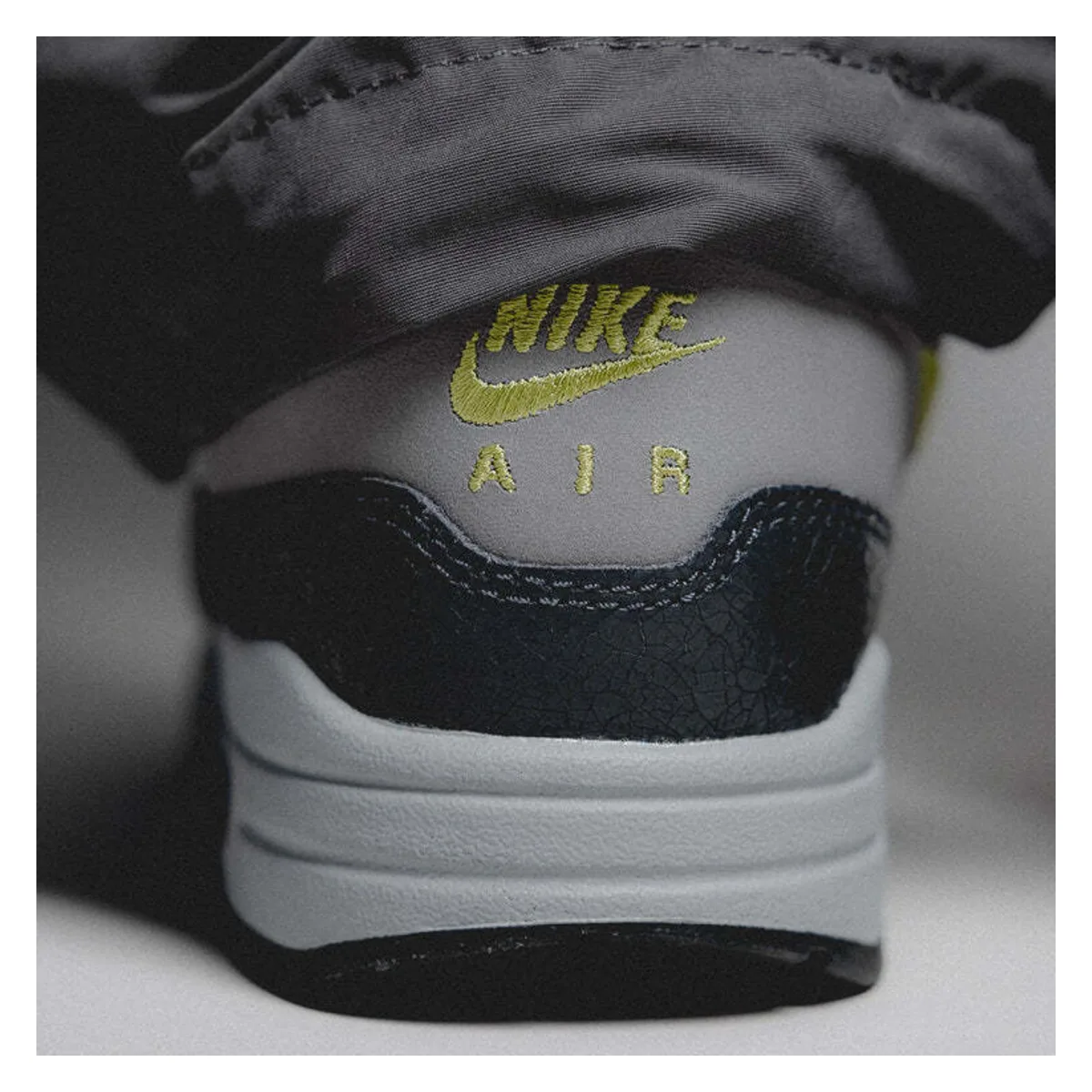 HUF x Nike x Air Max 1 "Anthracite Pear"