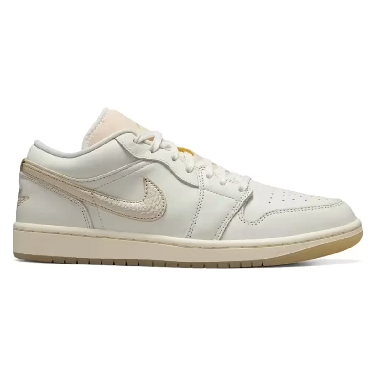 Air Jordan 1 Low SE "Metallic Team Gold"