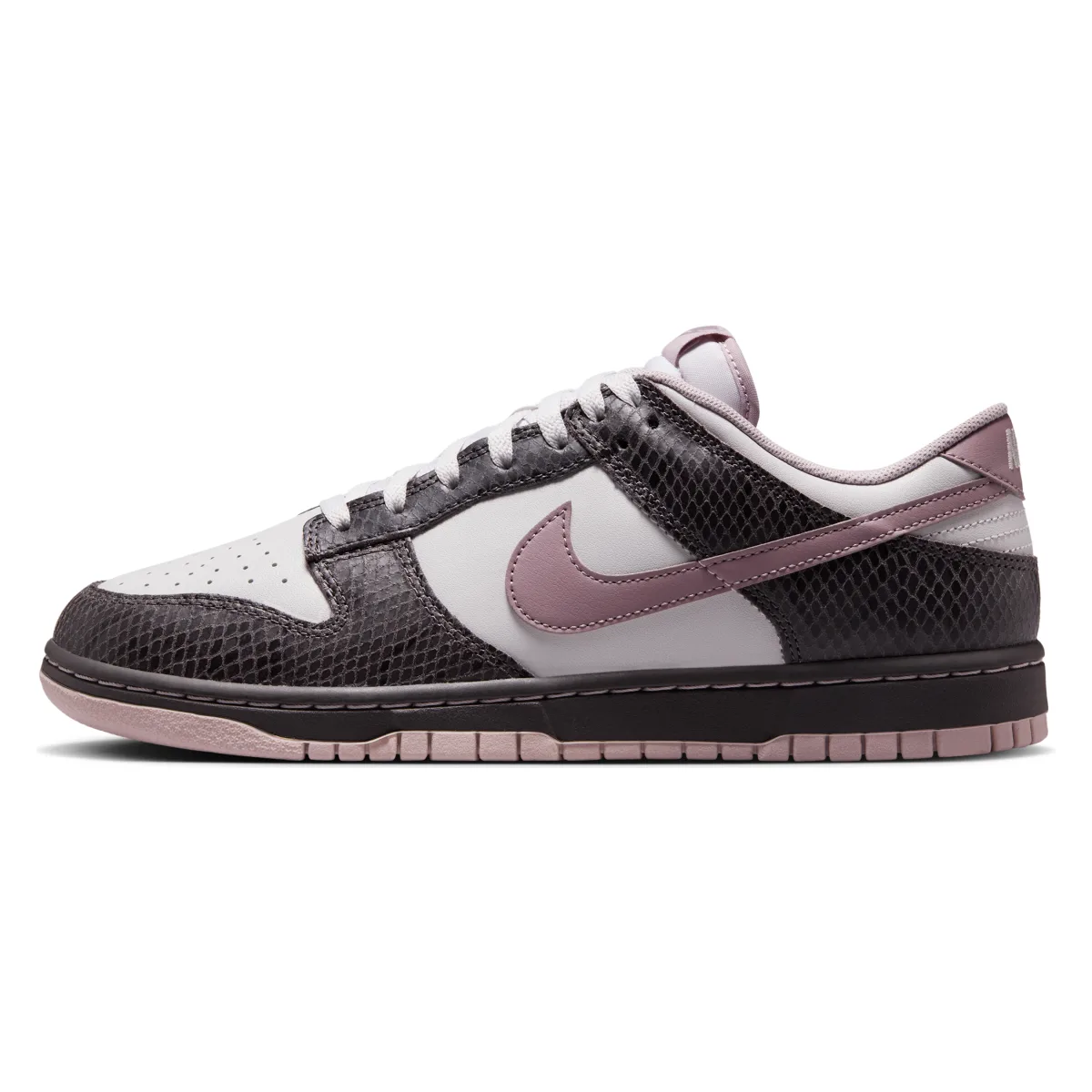 Nike Dunk Low SE "Medium Ash Violet Snakeskin"