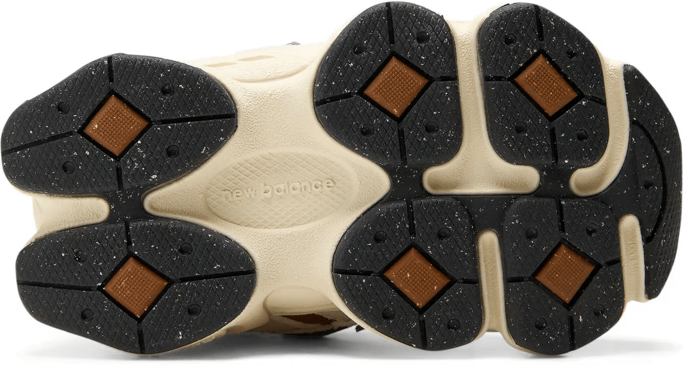 New Balance 9060 Bungee "Breakfast Tea"