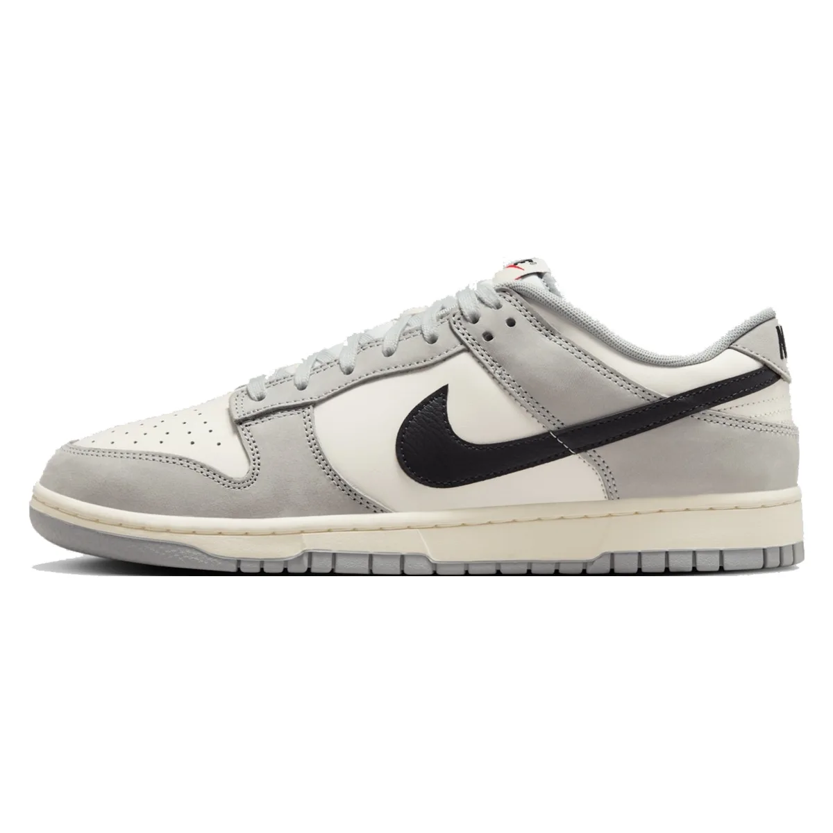 Nike Dunk Low "Smoke Grey"