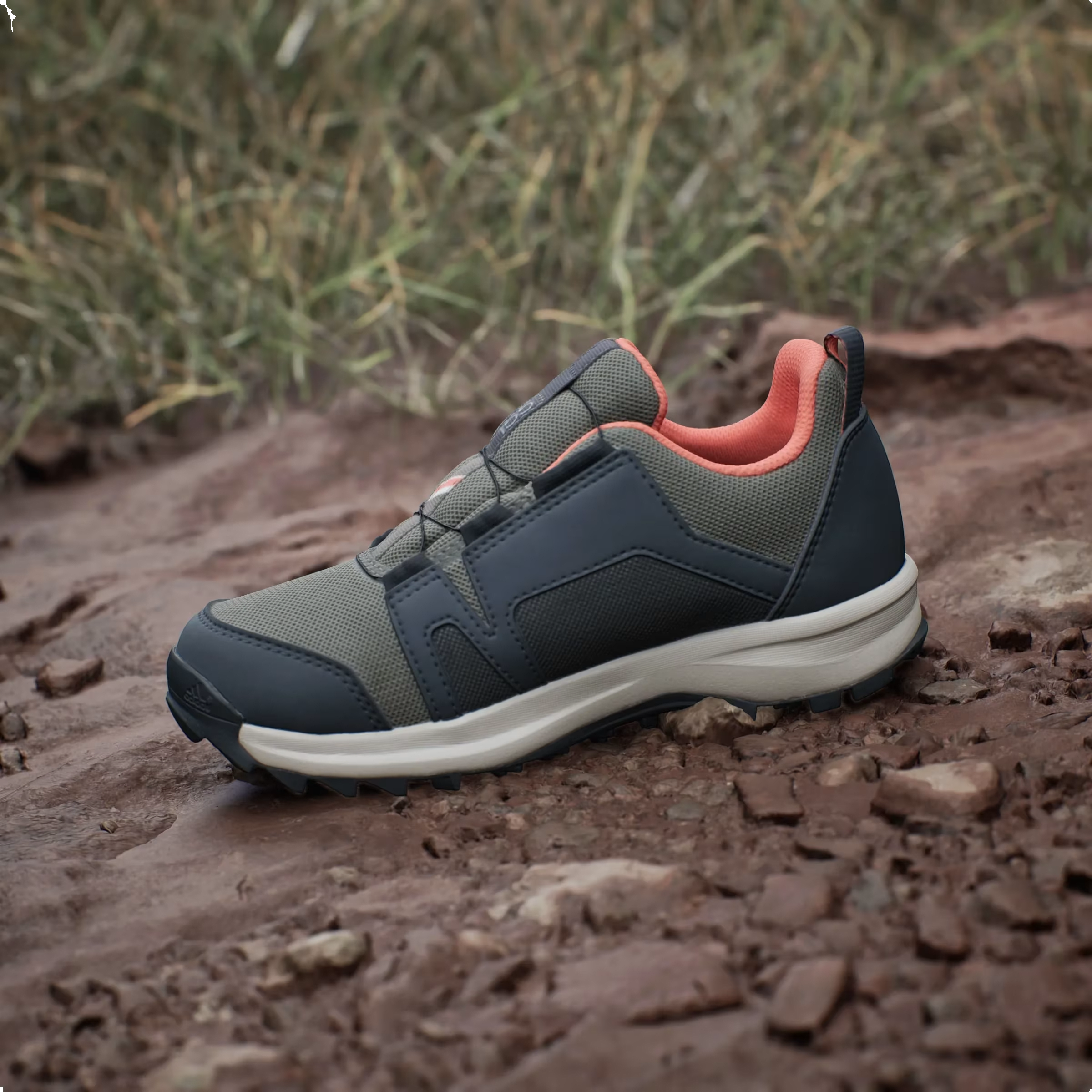 adidas Terrex Agravic BOA Rain.RDY Trail Olive Strata Semi Impact Orange Wonder Beige (GS)