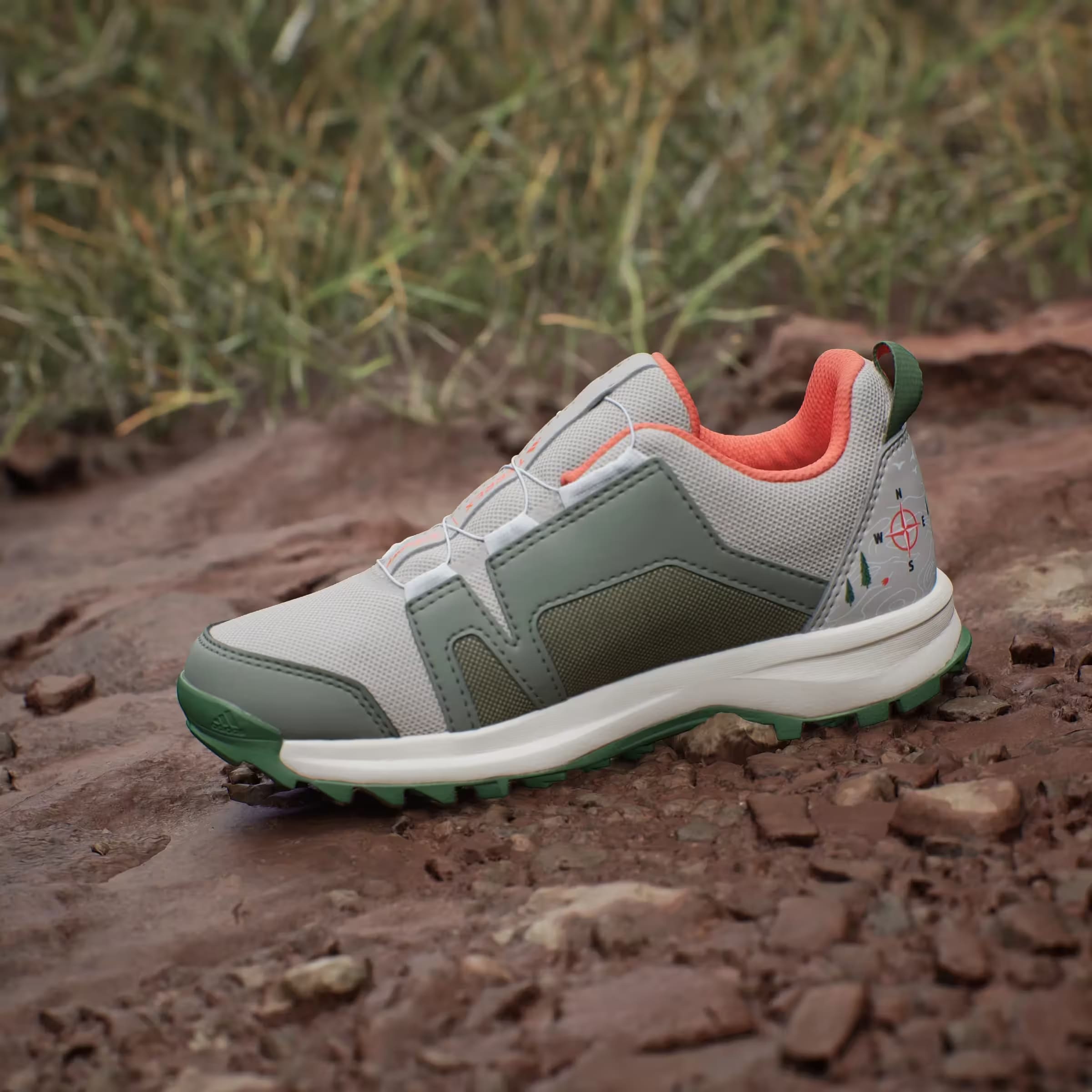 adidas Terrex Agravic BOA Trail Disney Wonder Beige Olive Strata (GS)