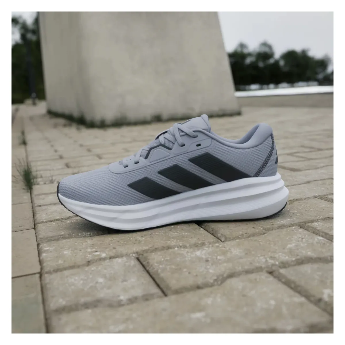 adidas Galaxy 7 Halo Silver Carbon Core Black