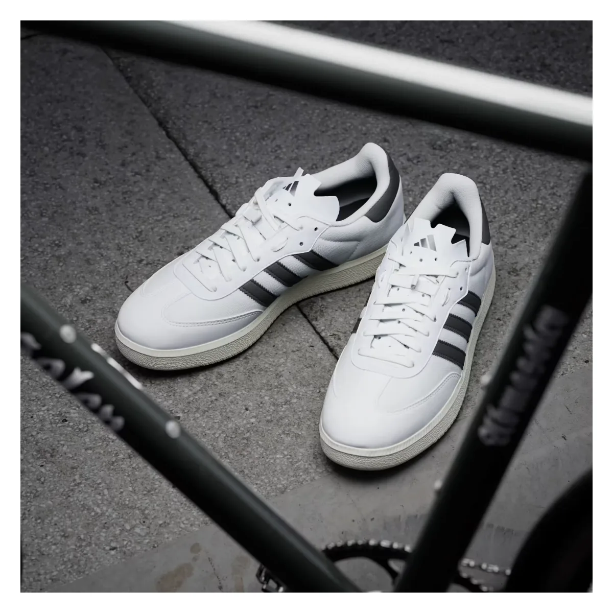Adidas Velosamba "Cloud White / Core Black"