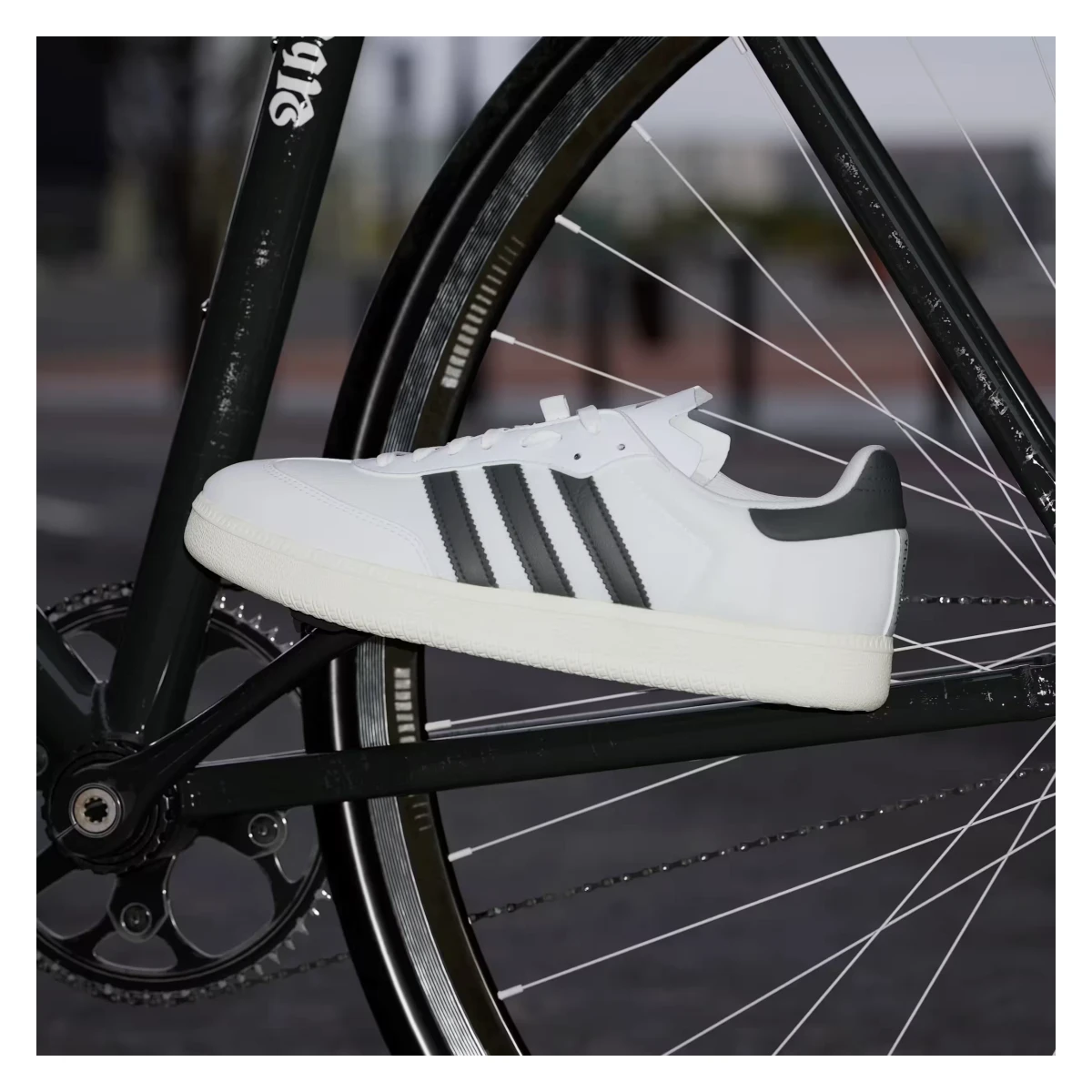 Adidas Velosamba "Cloud White / Core Black"