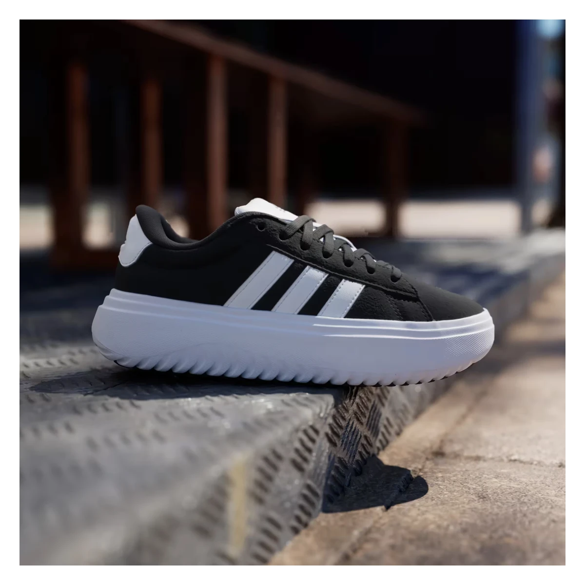 adidas Grand Court Platform