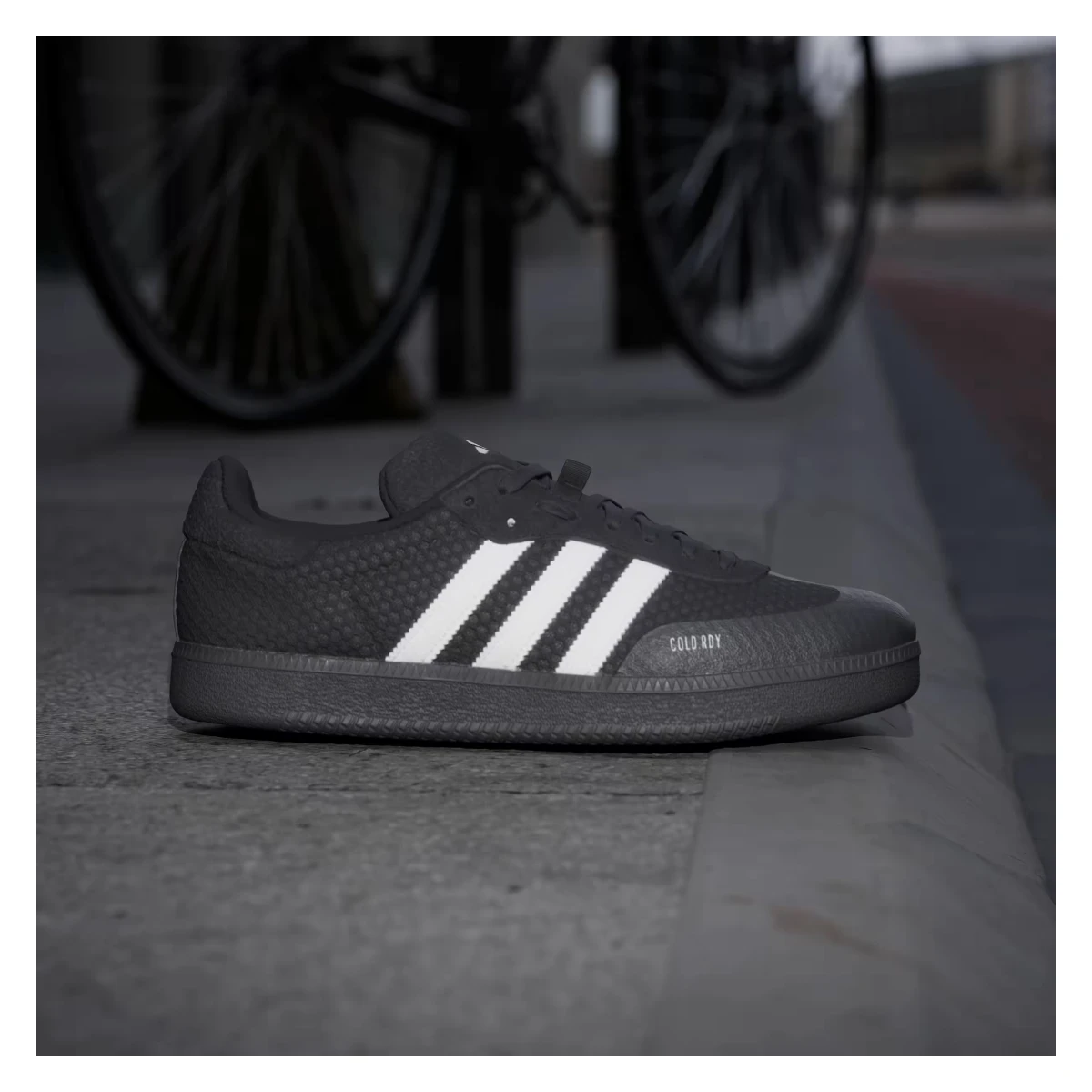 adidas Velosamba Cold.RDY Core Black Cloud White Zero Metalic