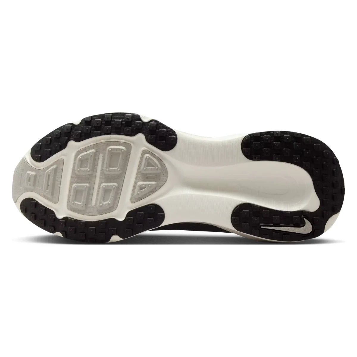 Nike Vomero 18 "Black White"