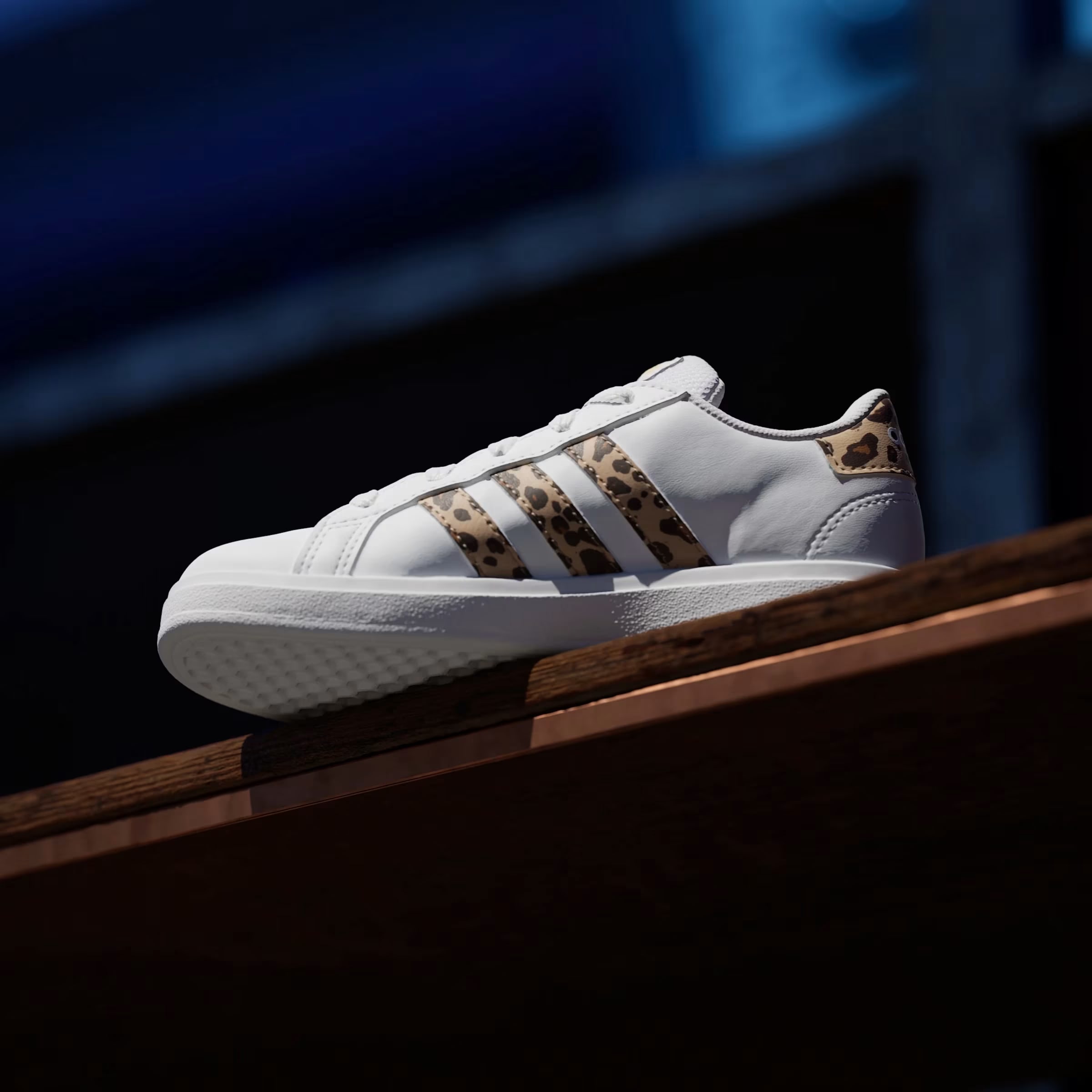 adidas Grand Court 2.0 Cloud White Magic Beige Matte Gold (GS)