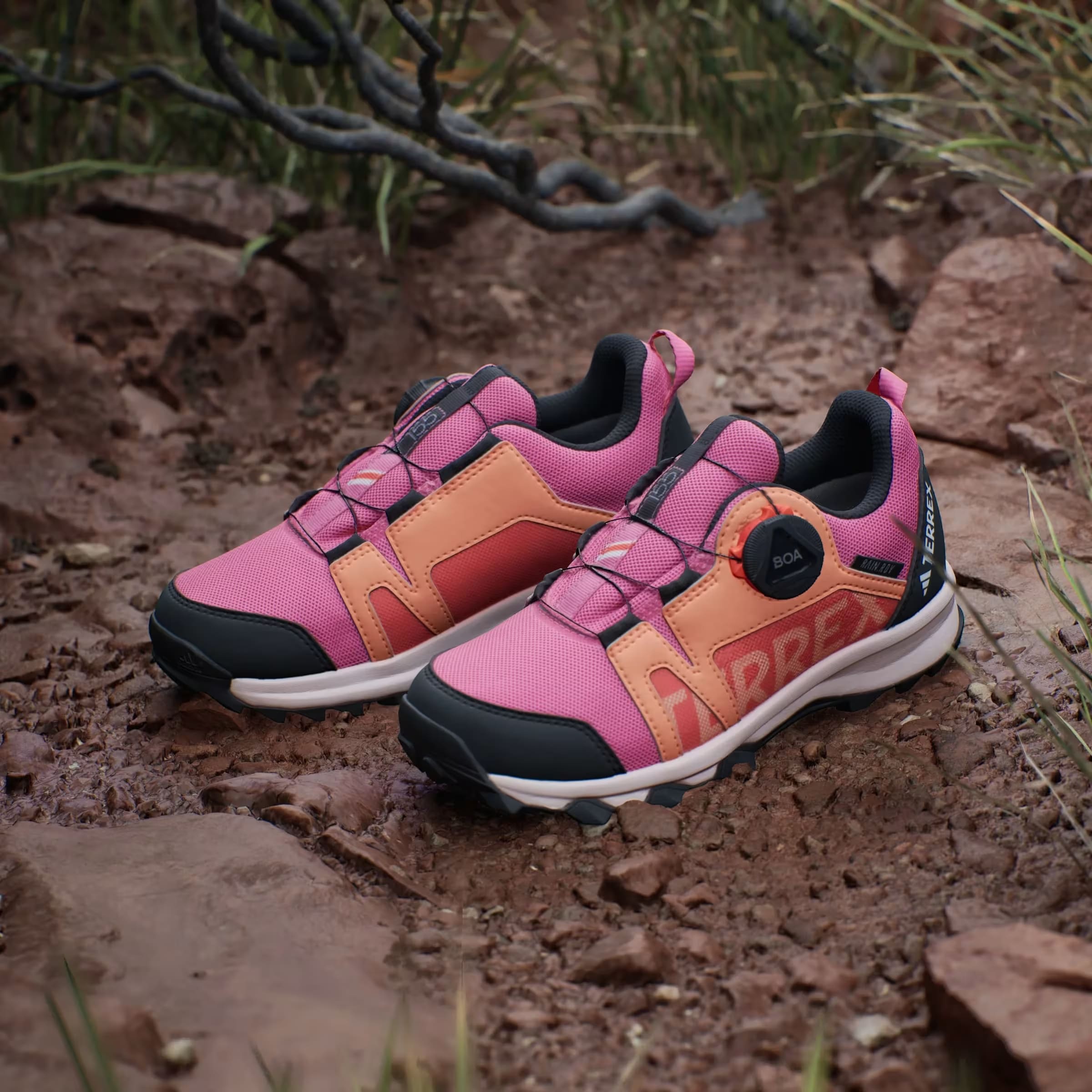 adidas Terrex Agravic BOA Rain.RDY Trail Pink Fusion Putty Mauve Core Black (GS)