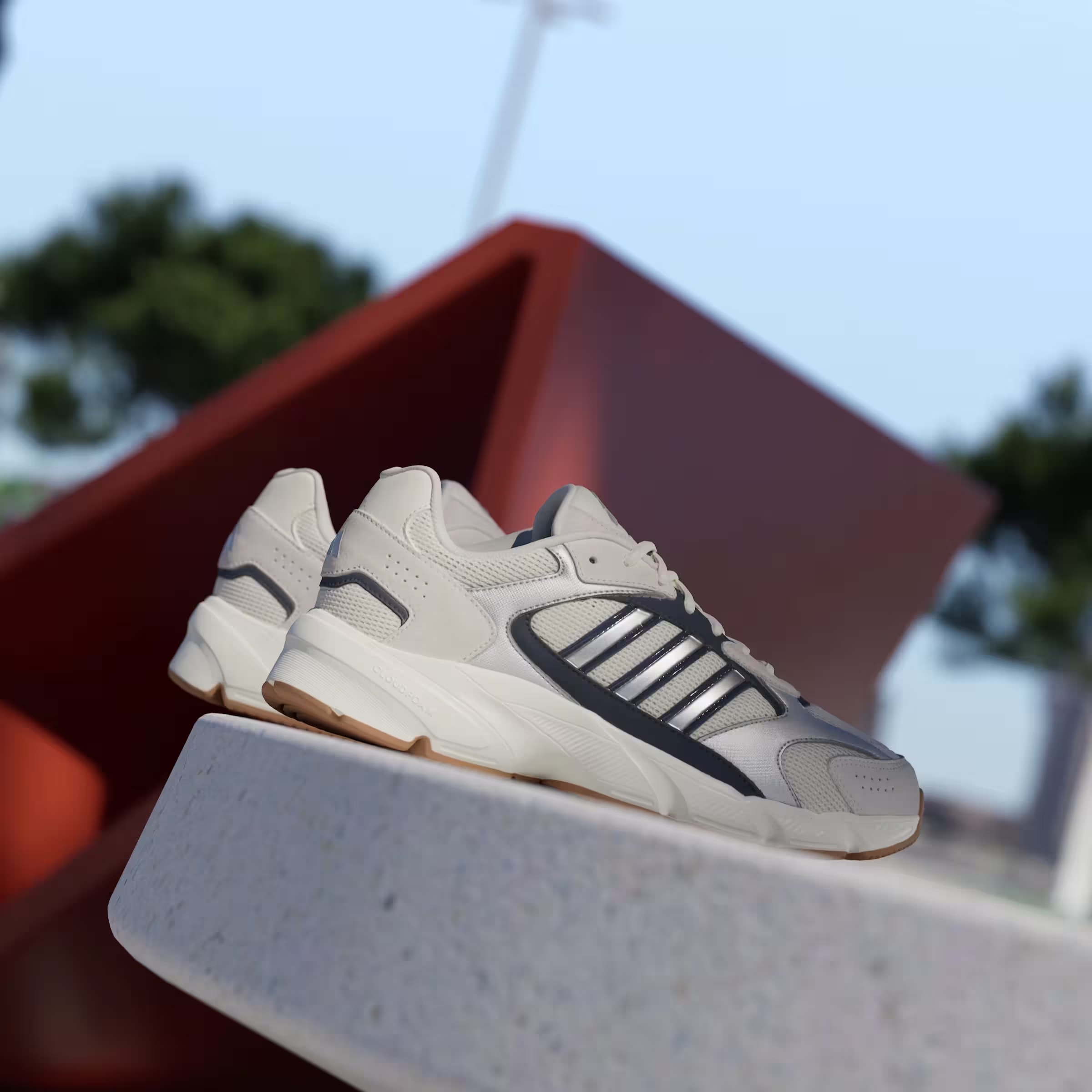 adidas Crazychaos 2000 Off White Matte Silver Legend Ink