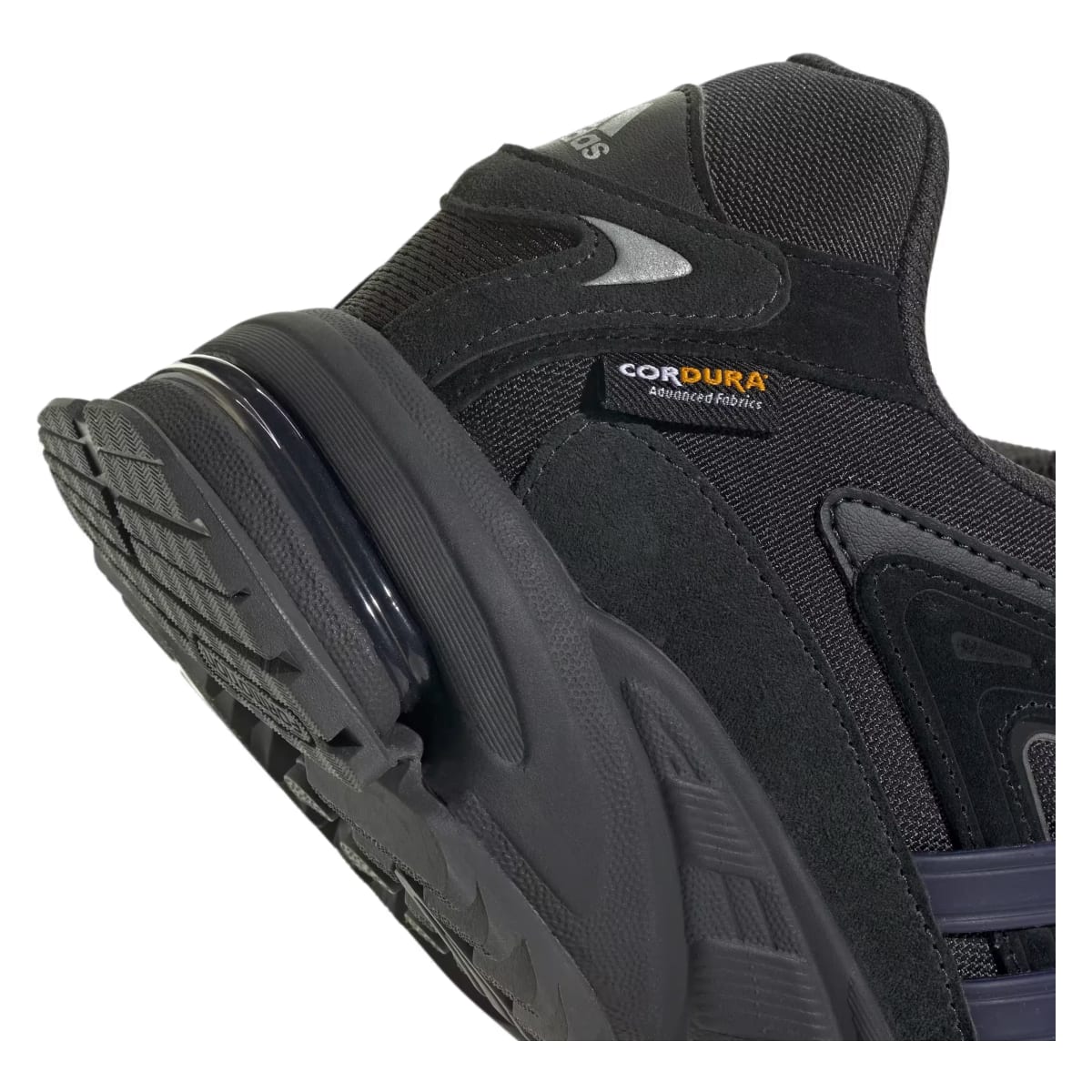 adidas Response CL TR Core Black Carbon Matte Silver