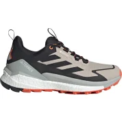 adidas Terrex Free Hiker 2.0 Low Gore-Tex Wonder Beige Core Black Semi Impact Orange