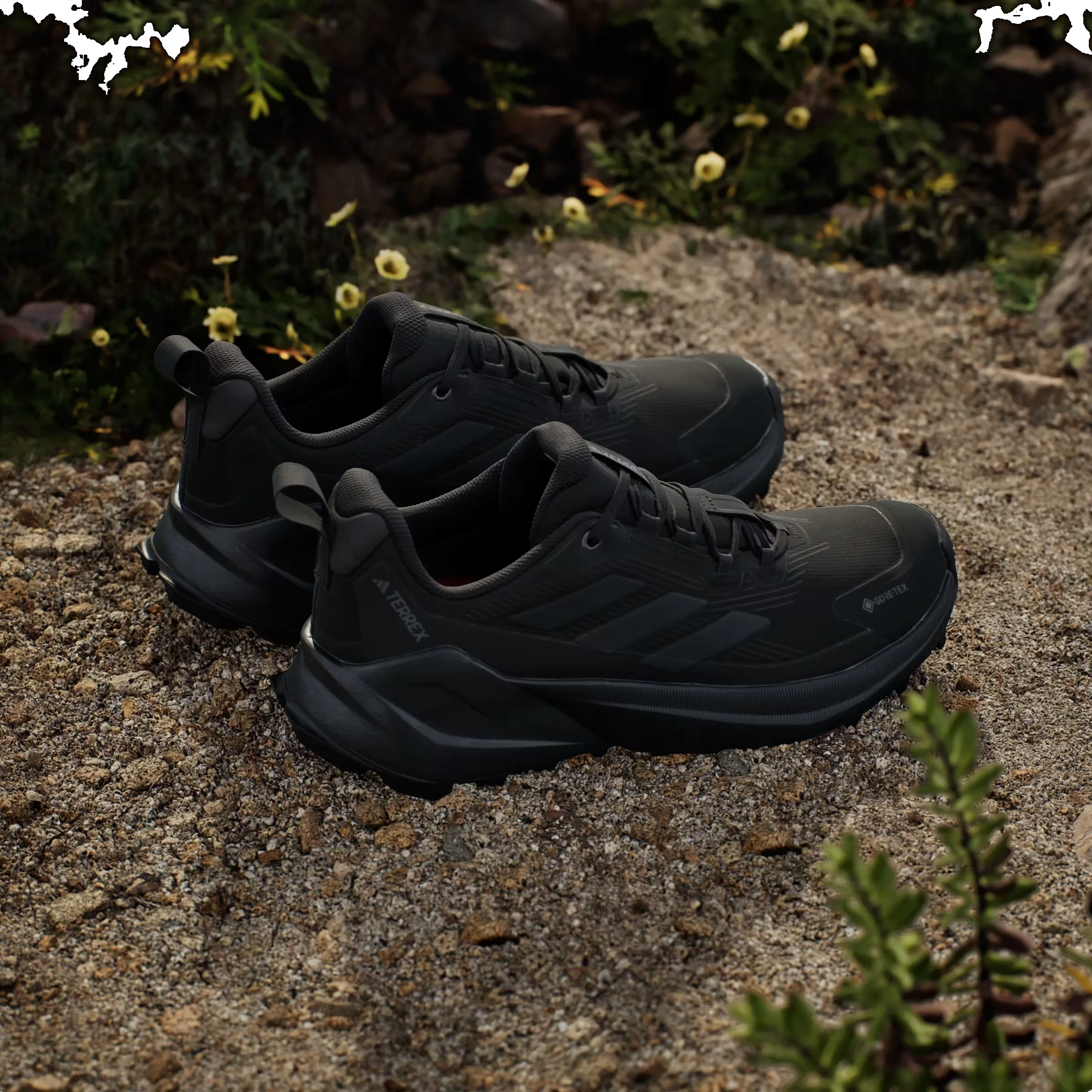adidas Terrex Trailmaker 2.0 Gore-Tex Core Black Grey Four Carbon (Women's)