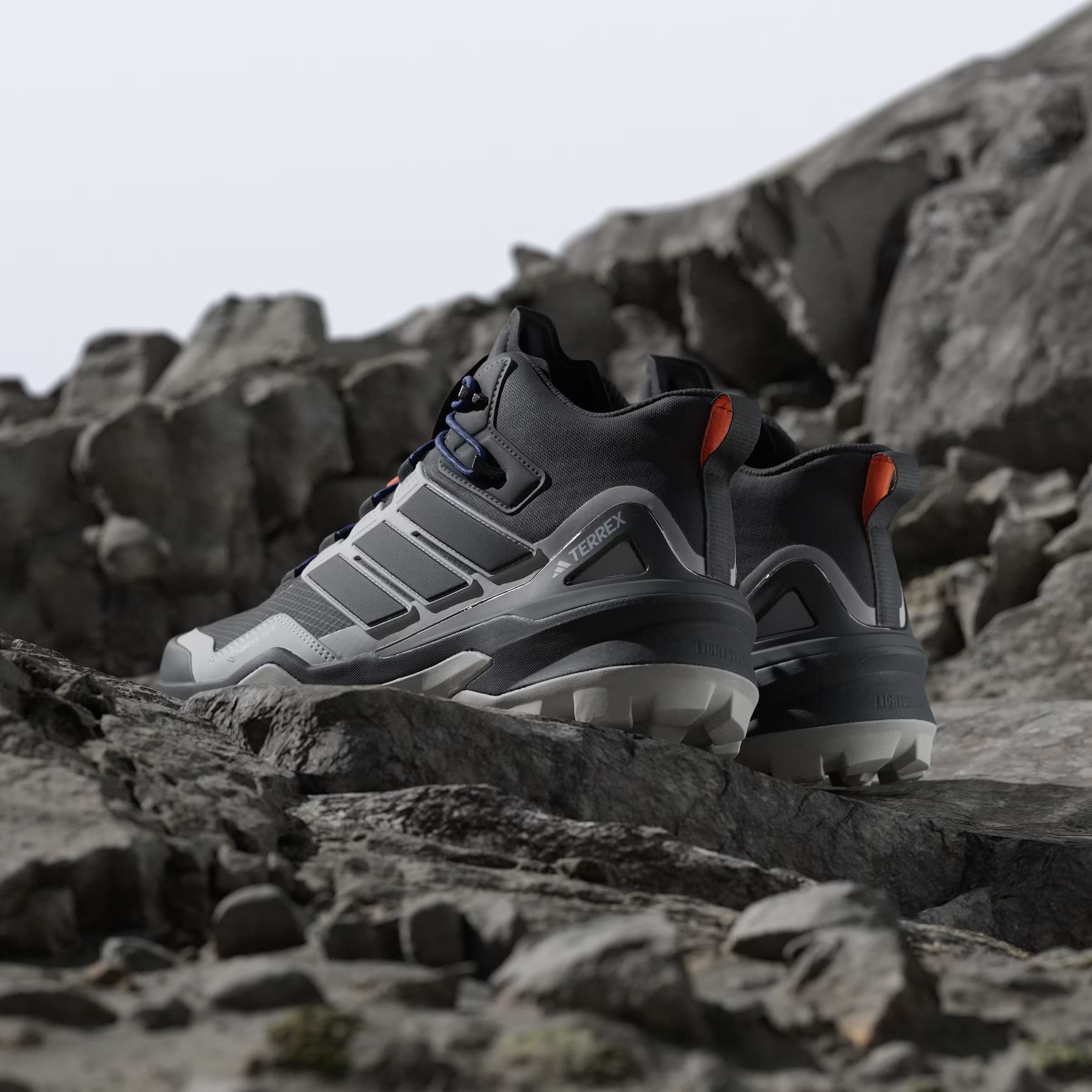 adidas Terrex Skychaser Mid Gore-Tex Core Black Grey One