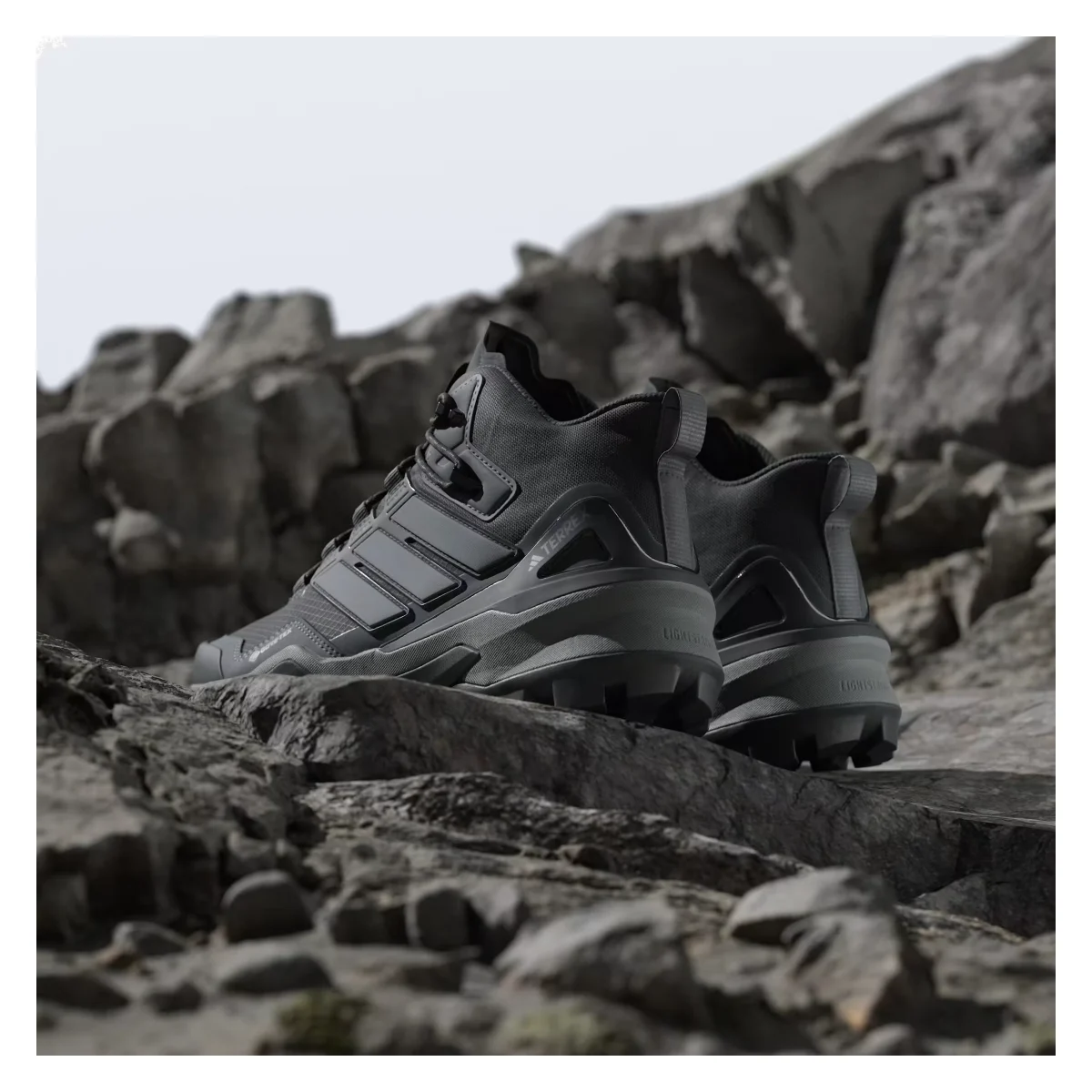 adidas Terrex Skychaser Mid Gore-Tex Core Black Grey Three Grey Six (Women's)