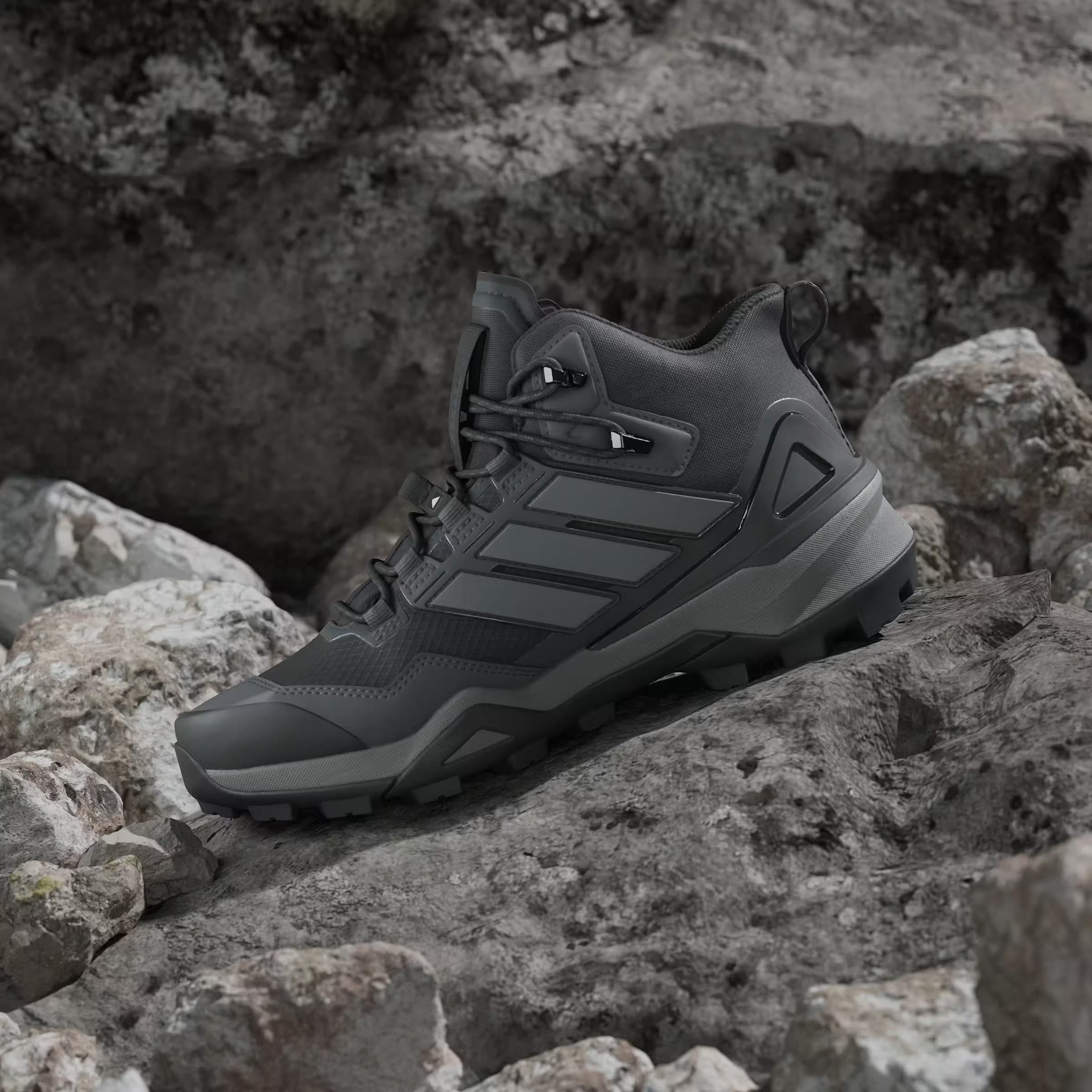 adidas Terrex Skychaser Mid Gore-Tex Core Black Grey Three Grey Six (Women's)