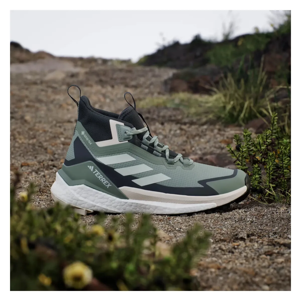 adidas Terrex Free Hiker 2.0 Gore-Tex Silver Green Linen Green Grey Six (Women's)