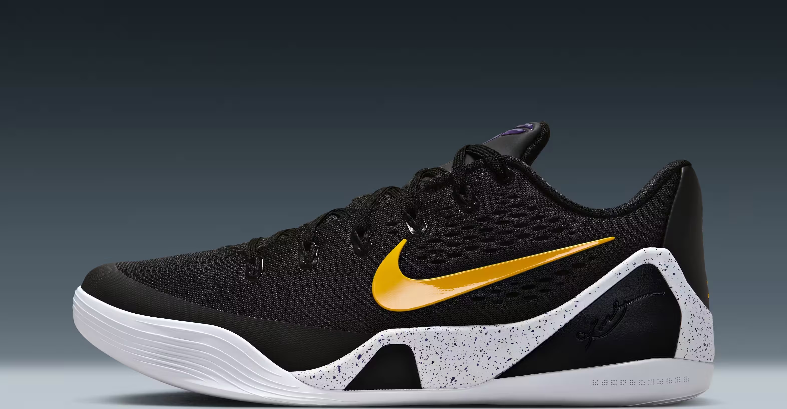 Nike Kobe 9 EM Low Protro TB Black University Gold