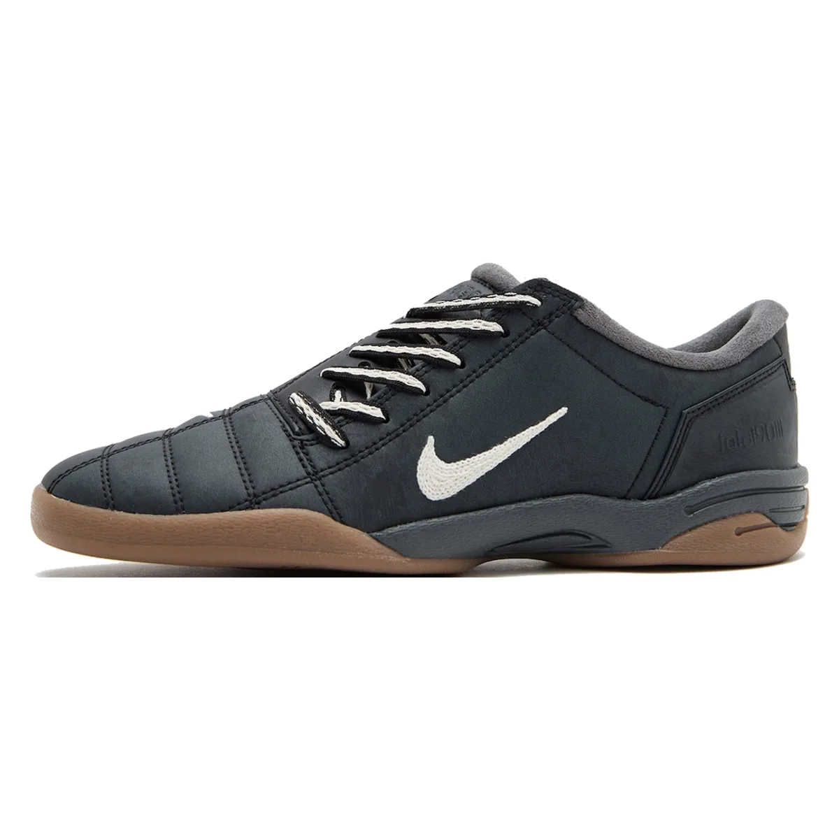 Nike Total 90 Wmns "Black and Soft Pearl"