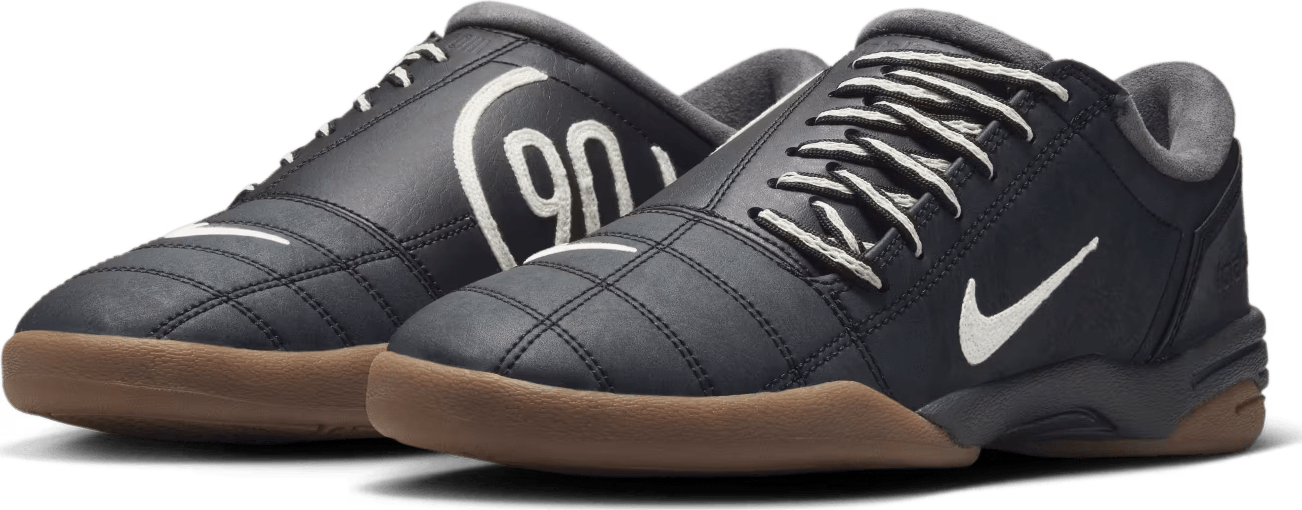 Nike Total 90 Wmns "Black and Soft Pearl"