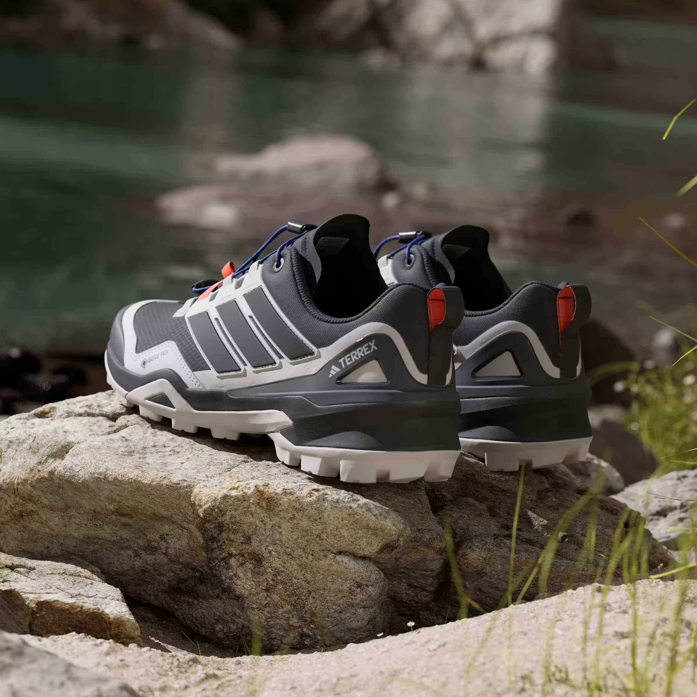 adidas Terrex Skychaser Gore-Tex Core Black Grey One