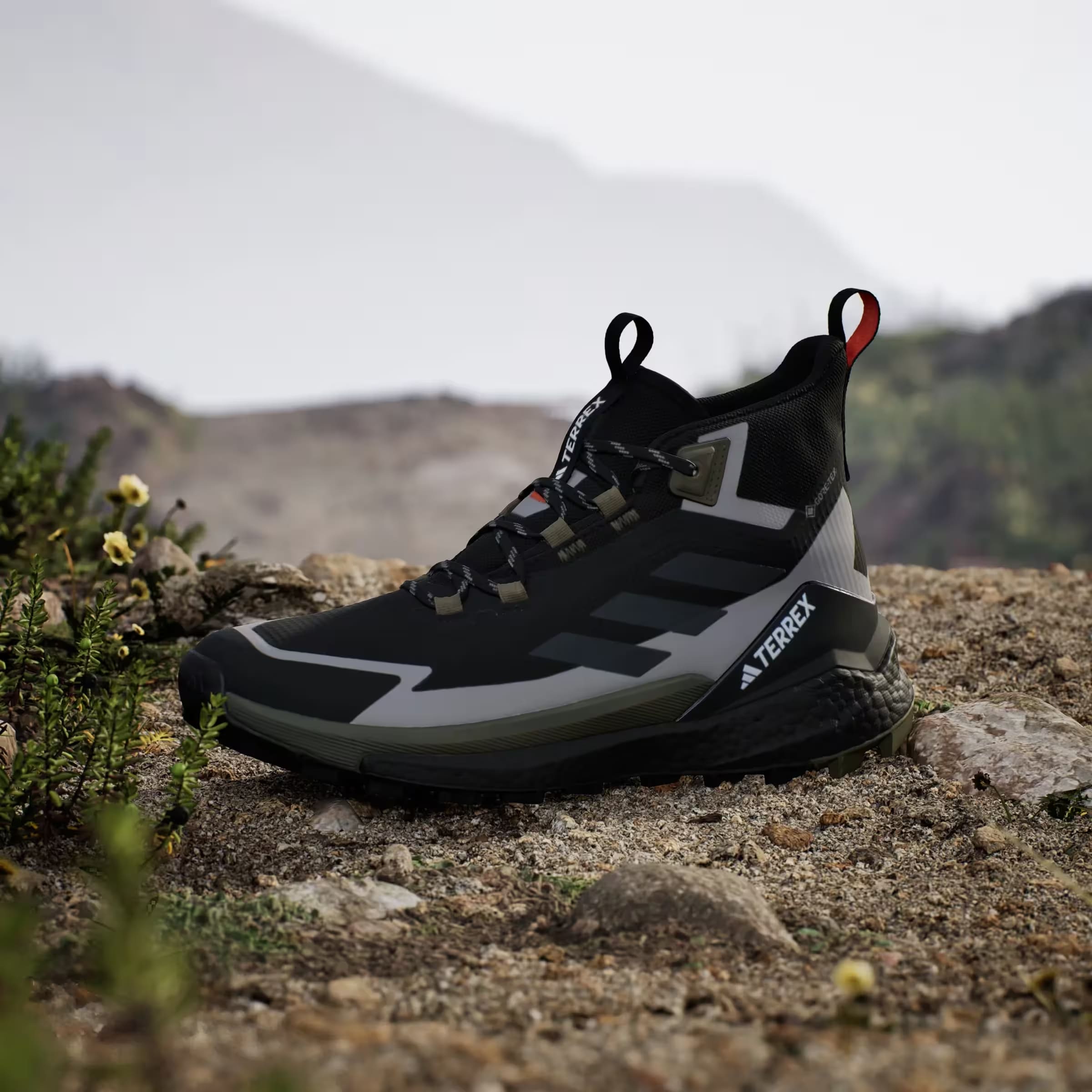 adidas Terrex Free Hiker 2.0 Gore-Tex Core Black Carbon Olive Strata