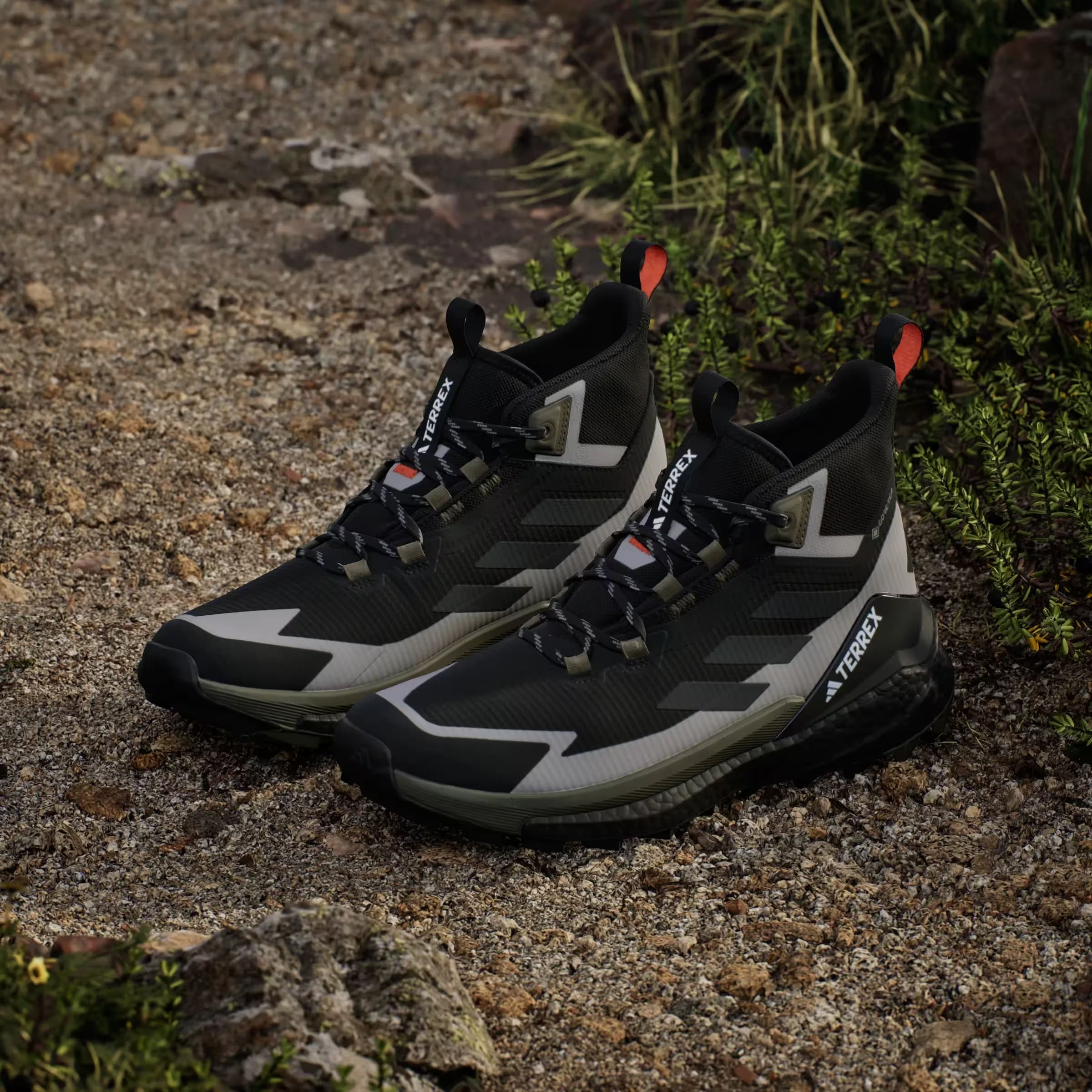 adidas Terrex Free Hiker 2.0 Gore-Tex Core Black Carbon Olive Strata