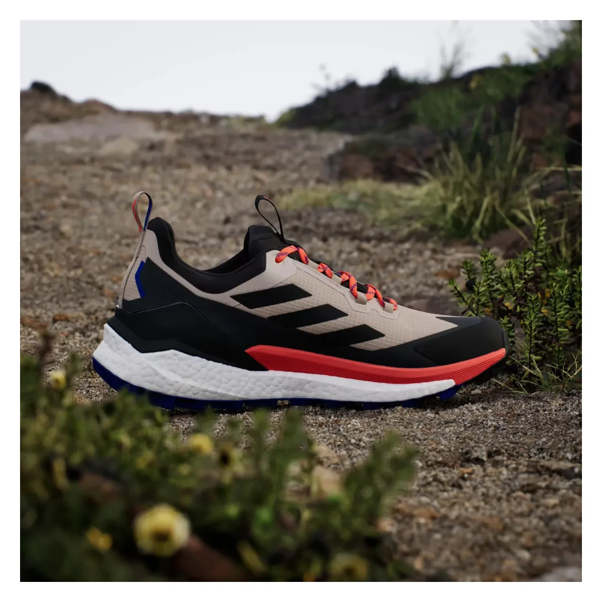 adidas Terrex Free Hiker 2.0 Low Gore-Tex Wonder Beige Black Semi Impact Orange