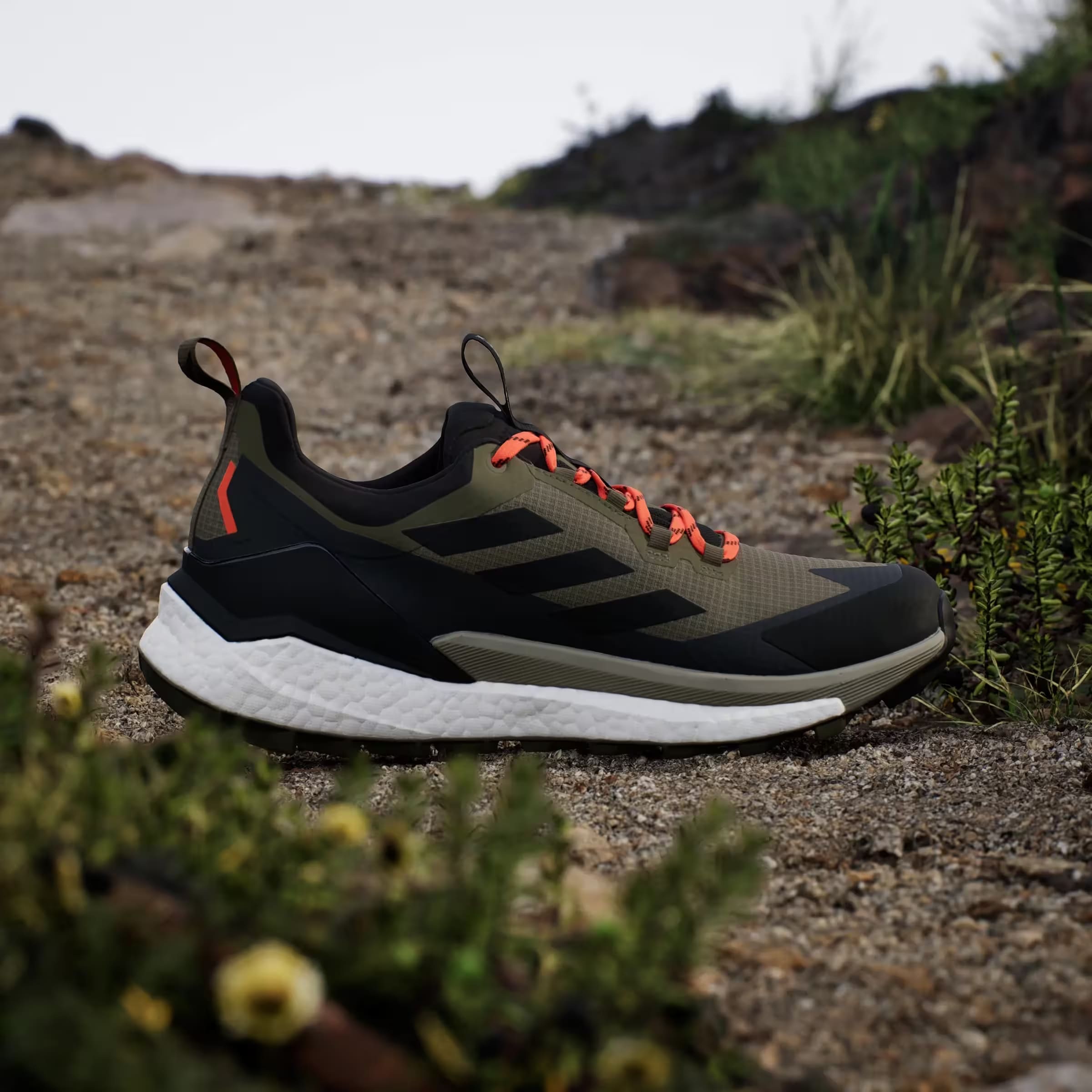 adidas Terrex Free Hiker 2.0 Low Gore-Tex Olive Strata Core Black Carbon