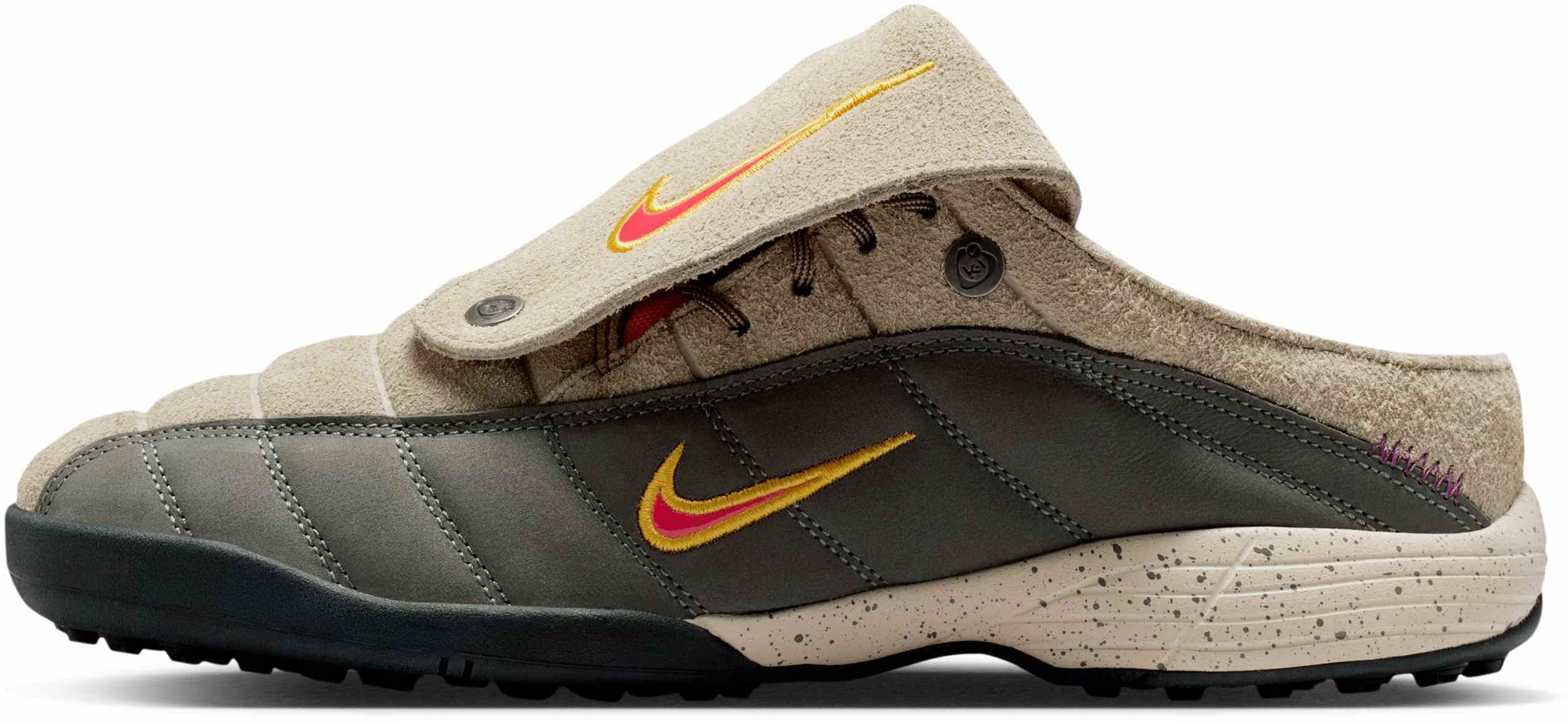 Kids of Immigrants x Nike Total 90 Mule "Khaki"