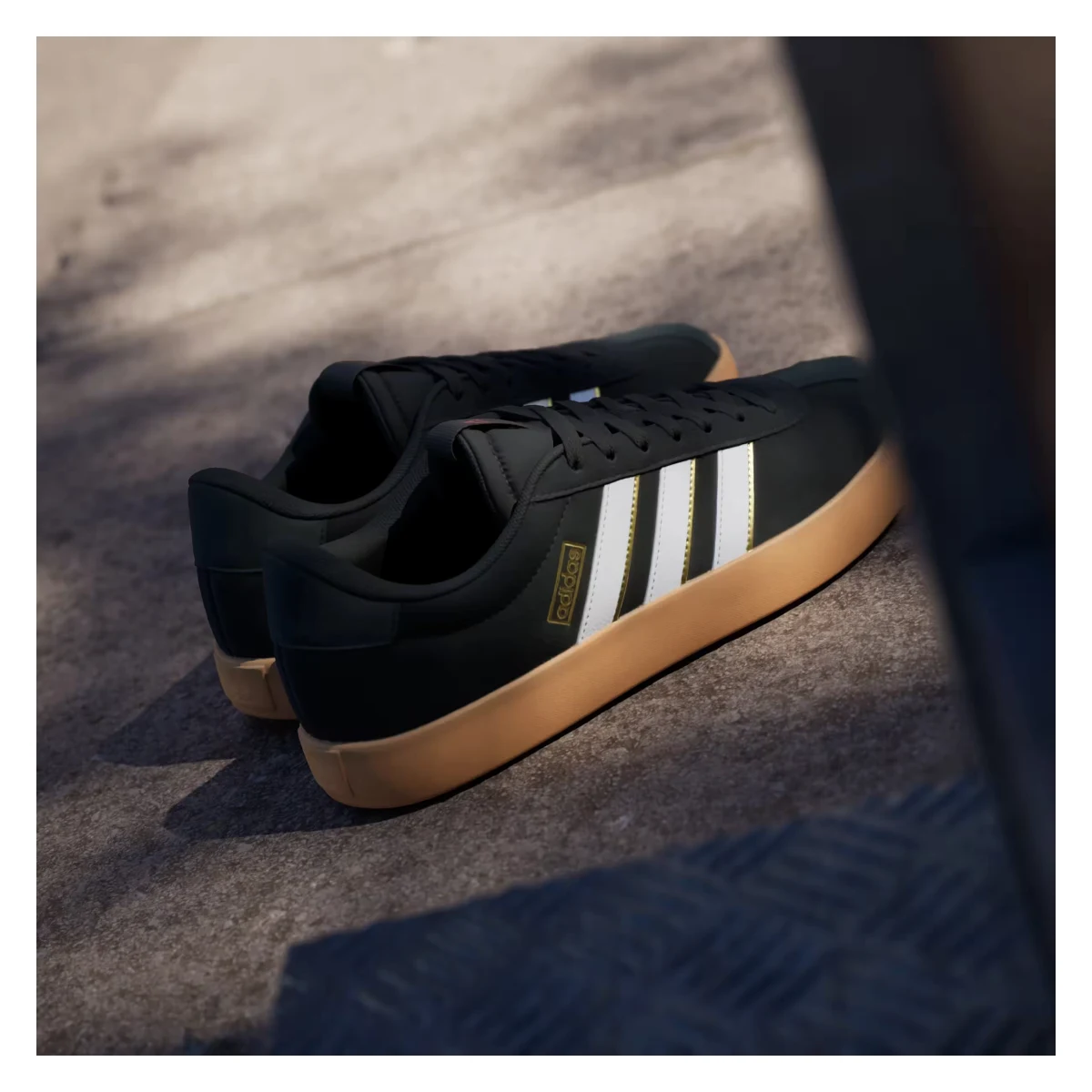 adidas Vl Court 3.0 Core Black Cloud White Team Victory Red