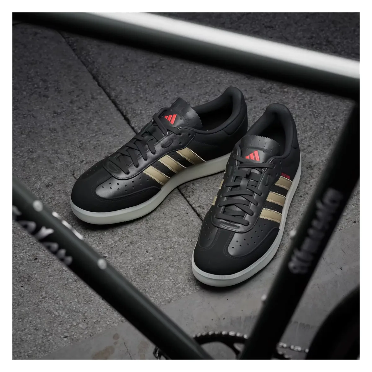 Adidas Velosamba "Cyber Metallic"